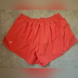Lululemon hot hottie shorts